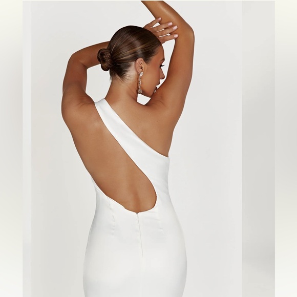 Meshki Harper Gown Dress - Picture 2 of 10